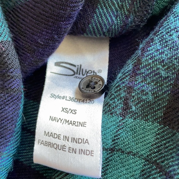 Silver Jeans Co. Hi-lo Flannel Button Down Shirt - Picture 9 of 9
